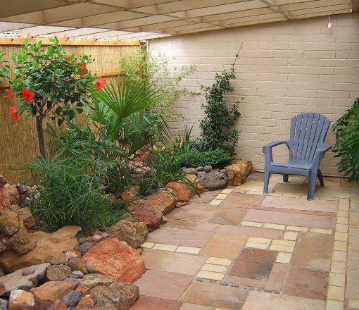 outdoor patio landscaping